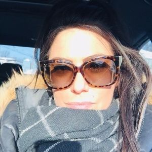 Meet your Posher, Jo anna